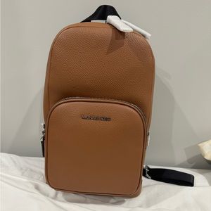 MICHAEL KORS COOPER COMMUTER SLING PACK BACKPACK PEBBLED LEATHER BROWN